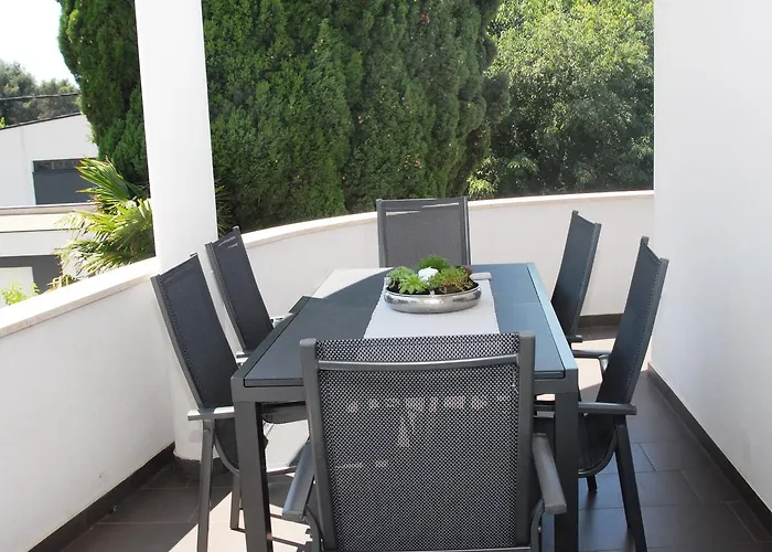 Klara Ii Apartamento