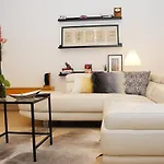 Klara Ii Apartment *
